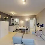 Appartement Met Zeezicht Op Heldenplein Knokke-Heist