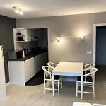 Met Zeezicht Op Heldenplein Appartement *